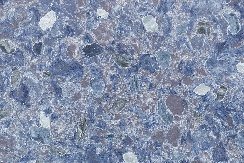 米山産業が扱う「ビコストーン」。5mmの薄さで天然石の高級感を